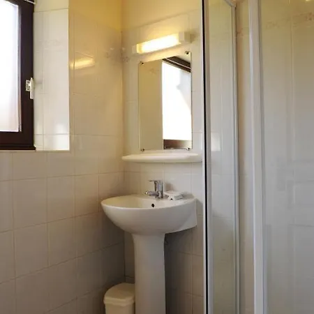 Le Petit Logis Du Charron *